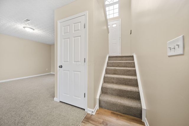 5831 Canal Bridge Drive, Canal Winchester, OH 43110