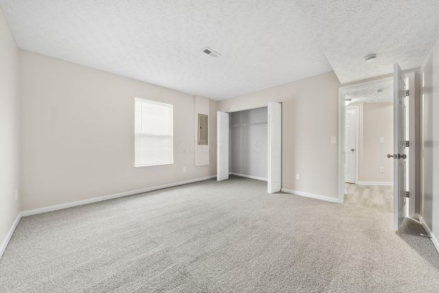 5831 Canal Bridge Drive, Canal Winchester, OH 43110