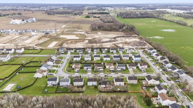 5831 Canal Bridge Drive, Canal Winchester, OH 43110