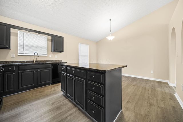 5831 Canal Bridge Drive, Canal Winchester, OH 43110