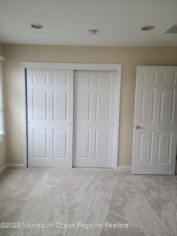 12 Patton Court, Manalapan, NJ 07726