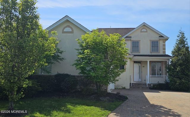 12 Patton Court, Manalapan, NJ 07726