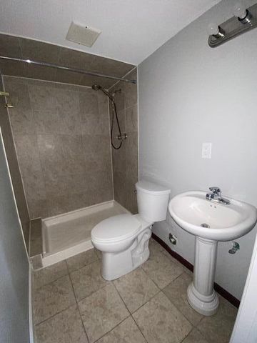 1559 Orson Drive, Columbus, OH 43207