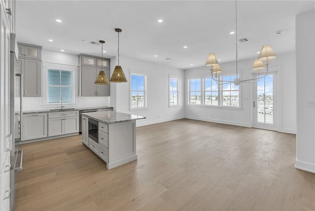 136 W Cotter Ave 14, Port Aransas, TX 78373