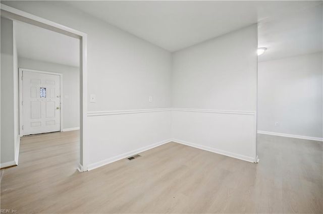 3421 W Weaver RD, Hampton, VA 23666
