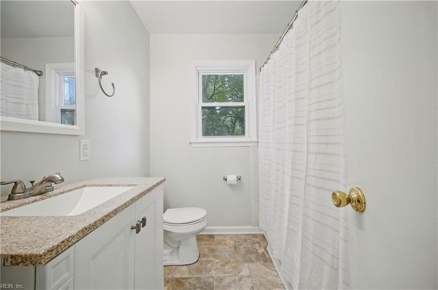 3421 W Weaver RD, Hampton, VA 23666