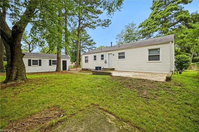 3421 W Weaver RD, Hampton, VA 23666