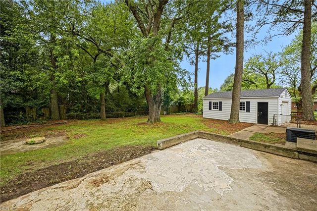 3421 W Weaver RD, Hampton, VA 23666