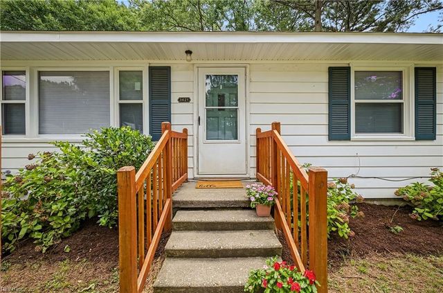 3421 W Weaver RD, Hampton, VA 23666