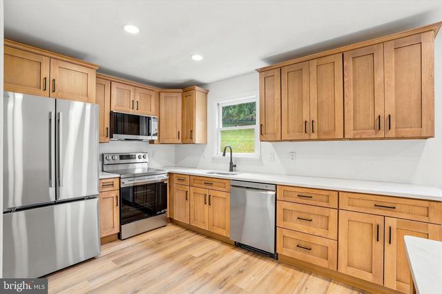 507 PICKERING STATION DR, Chester Springs, PA 19425