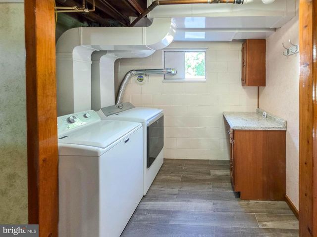 8522 NECK RD, Williamsport, MD 21795
