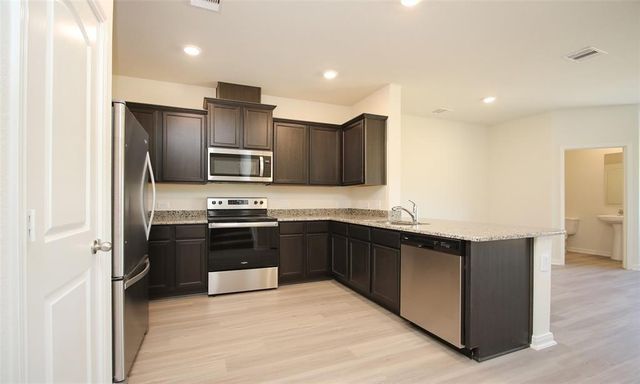 545 Bains Street, Brookshire, TX 77423