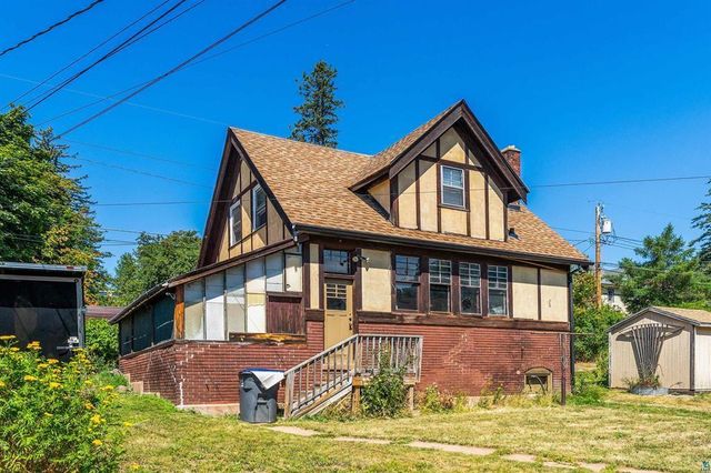 1801 E 2nd Street, Duluth, MN 55812