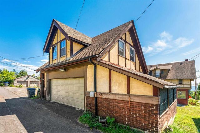 1801 E 2nd Street, Duluth, MN 55812