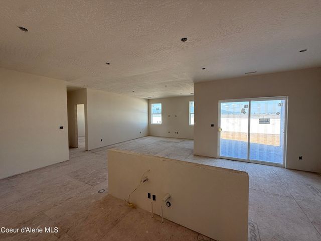 5303 E Aquila Ave, Post Falls, ID 83854
