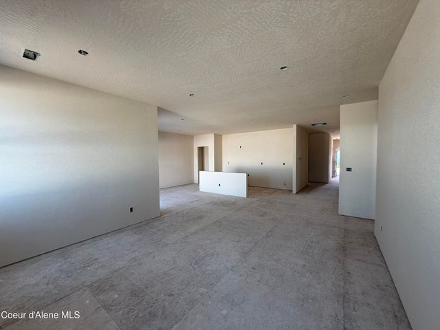 5303 E Aquila Ave, Post Falls, ID 83854