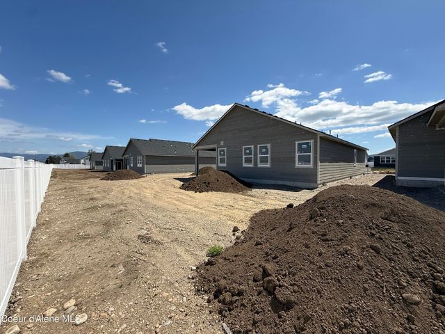 5303 E Aquila Ave, Post Falls, ID 83854