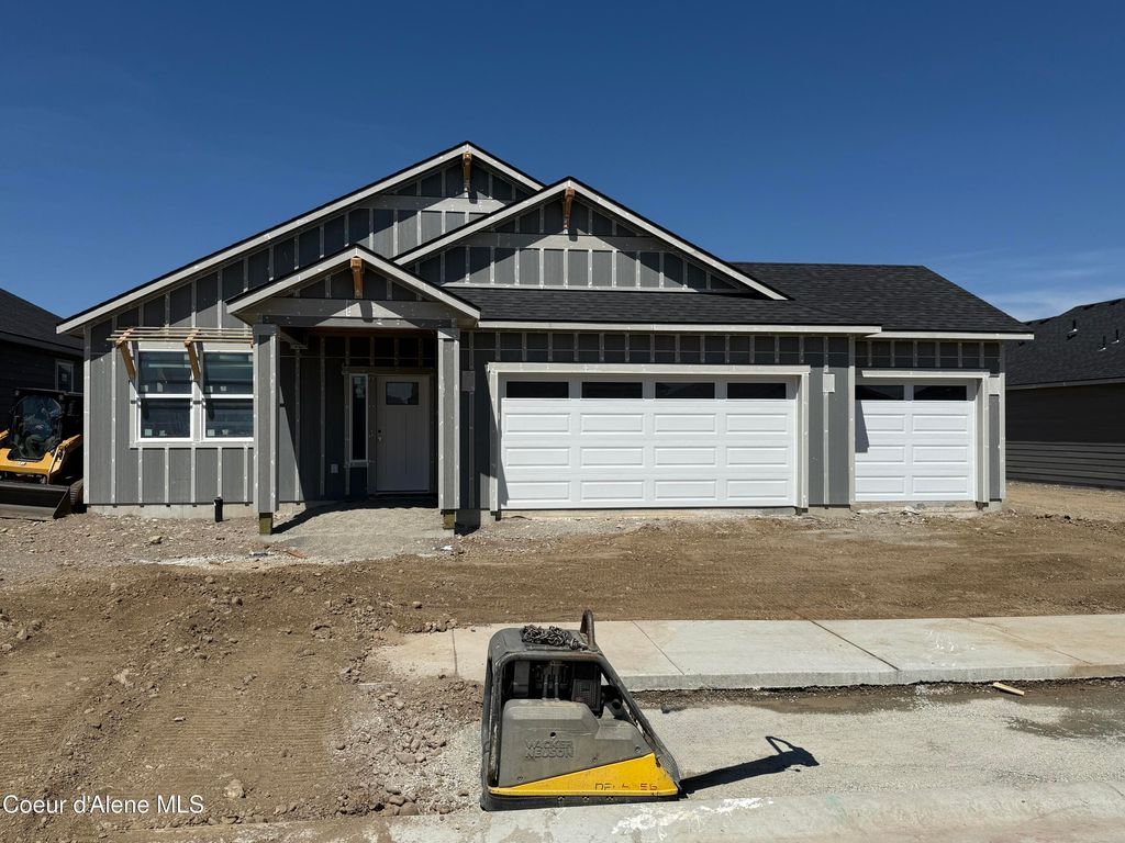 5303 E Aquila Ave, Post Falls, ID 83854