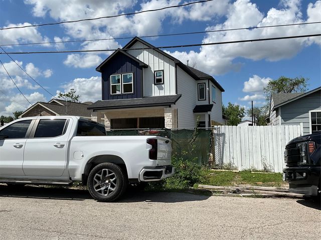 7957 Joy Street, Houston, TX 77028