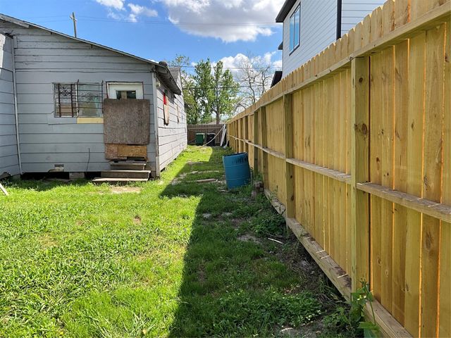 7957 Joy Street, Houston, TX 77028