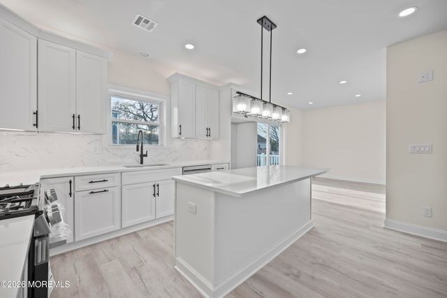 720 7th Street, Union Beach, NJ 07735