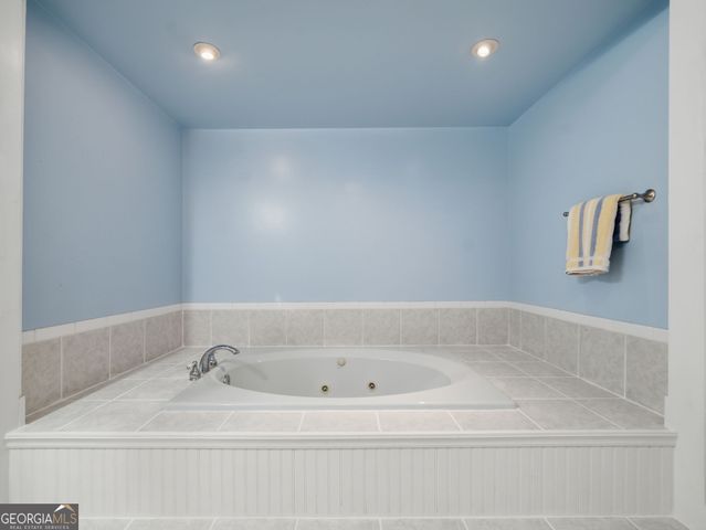 10797 W Hwy 53W, Talking Rock, GA 30175