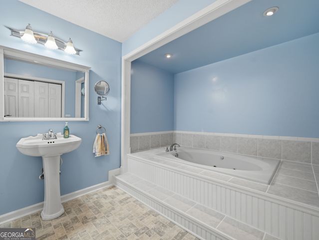 10797 W Hwy 53W, Talking Rock, GA 30175