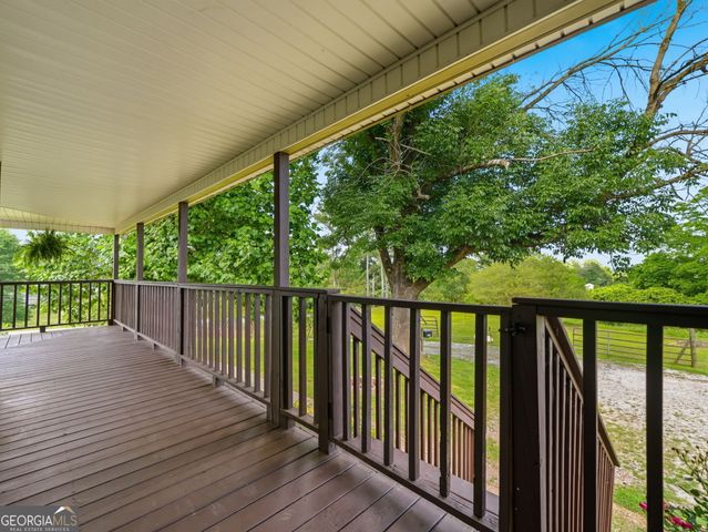 10797 W Hwy 53W, Talking Rock, GA 30175