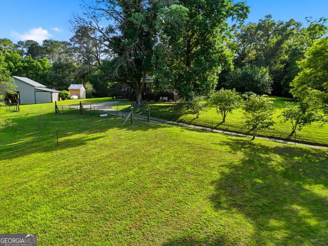 10797 W Hwy 53W, Talking Rock, GA 30175