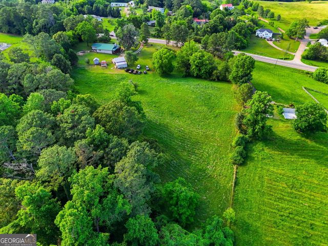 10797 W Hwy 53W, Talking Rock, GA 30175