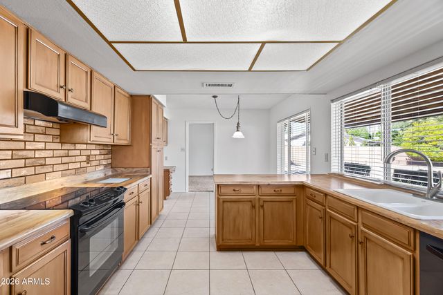 9322 E CORTEZ Street, Scottsdale, AZ 85260