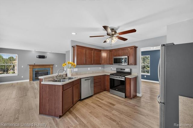 14458 Oak Leaf Trail, Linden, MI 48451
