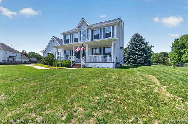 14458 Oak Leaf Trail, Linden, MI 48451