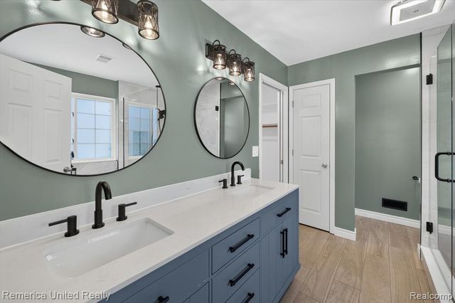 14458 Oak Leaf Trail, Linden, MI 48451