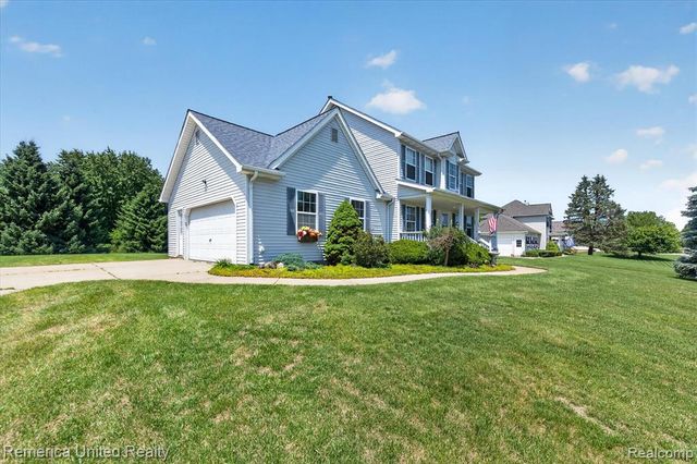 14458 Oak Leaf Trail, Linden, MI 48451