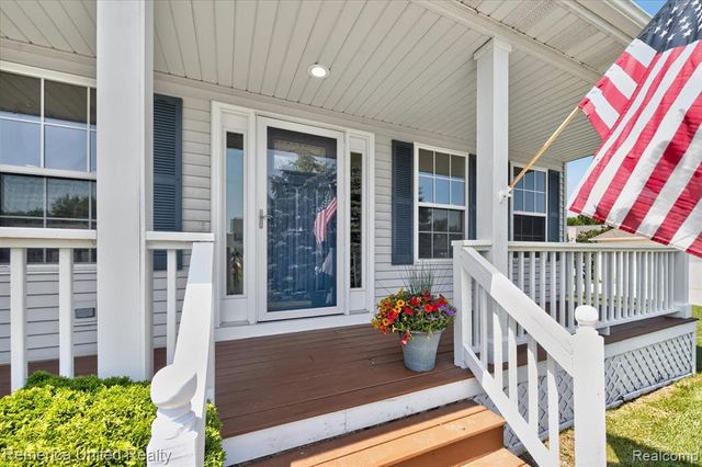 14458 Oak Leaf Trail, Linden, MI 48451