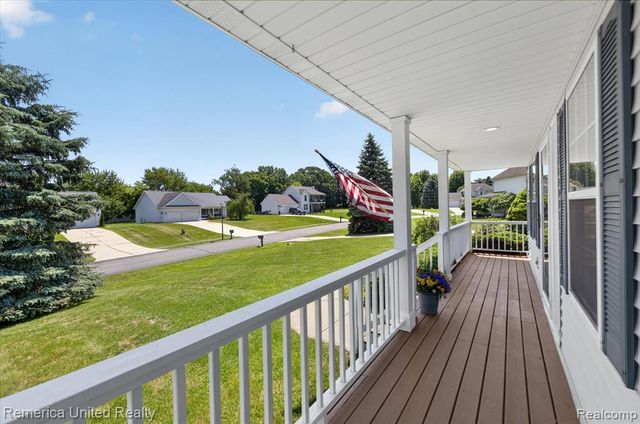 14458 Oak Leaf Trail, Linden, MI 48451