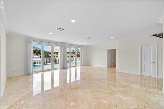 3741 NE 31st Avenue, Lighthouse Point, FL 33064