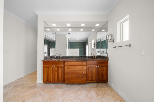 3741 NE 31st Avenue, Lighthouse Point, FL 33064