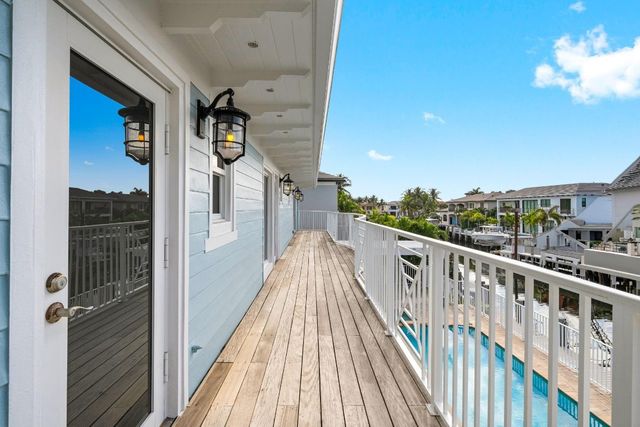 3741 NE 31st Avenue, Lighthouse Point, FL 33064