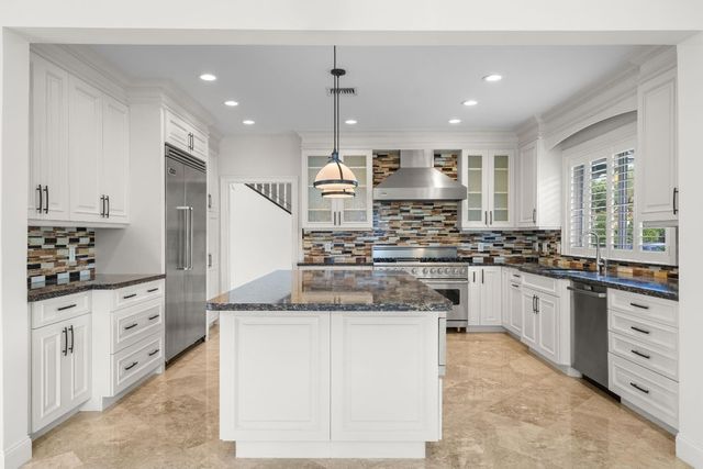 3741 NE 31st Avenue, Lighthouse Point, FL 33064