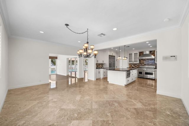 3741 NE 31st Avenue, Lighthouse Point, FL 33064