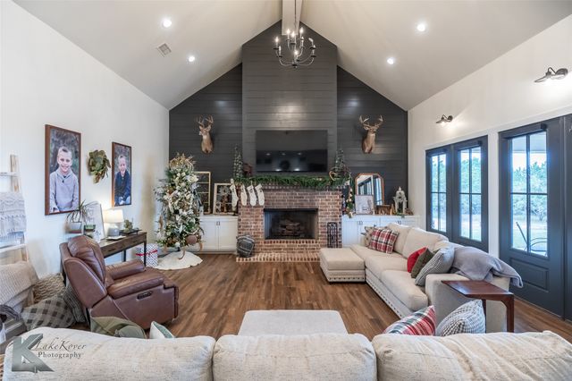 622 Ranch Road, Buffalo Gap, TX 79562