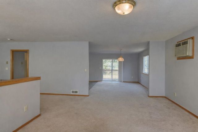 320 S Ramsey St, Tekoa, WA 99033