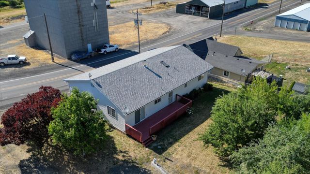 320 S Ramsey St, Tekoa, WA 99033