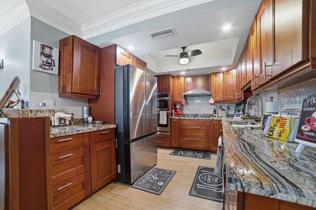 4290 NW 45th Terrace, Lauderdale Lakes, FL 33319