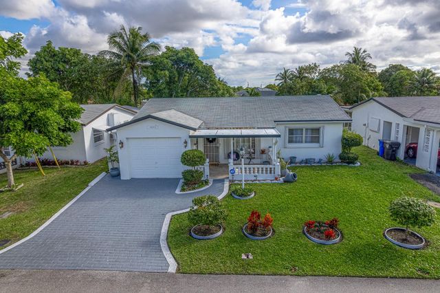 4290 NW 45th Terrace, Lauderdale Lakes, FL 33319
