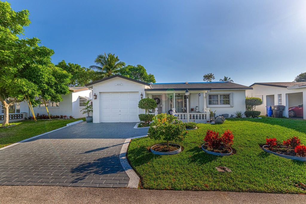 4290 NW 45th Terrace, Lauderdale Lakes, FL 33319