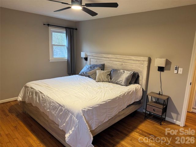 96 Rolling Hills Road, Mills River, NC 28759
