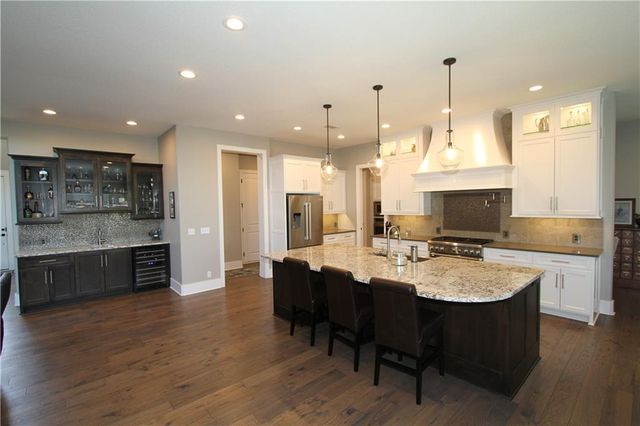 8130 Millridge Street, Lenexa, KS 66220